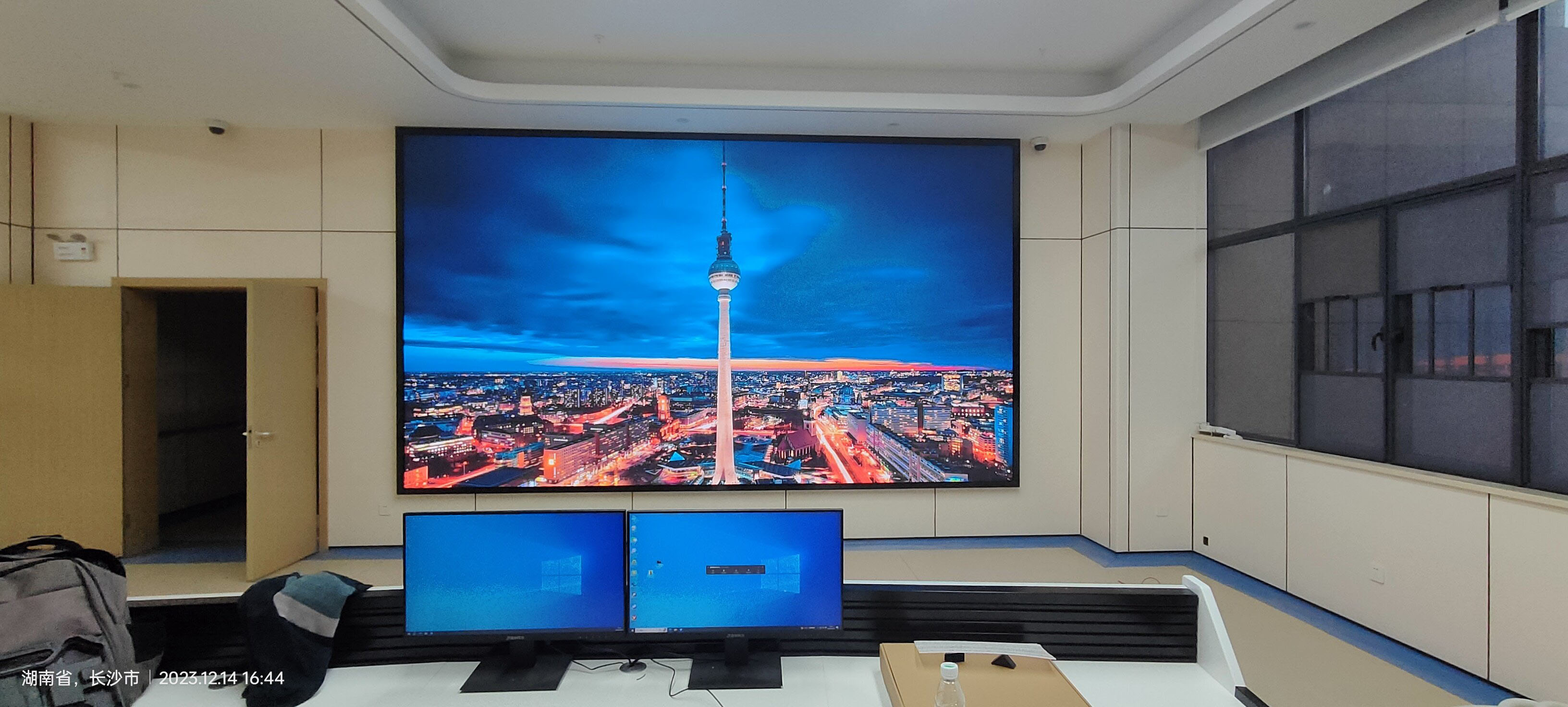 長(zhǎng)沙LED顯示屏公司,長(zhǎng)沙LED顯示屏廠家,長(zhǎng)沙小間距LED顯示屏,長(zhǎng)沙電子顯示屏,長(zhǎng)沙LED異形屏,長(zhǎng)沙LED透明屏,長(zhǎng)沙LED顯示屏,長(zhǎng)沙LED大屏,湖南LED顯示屏公司,湖南電子顯示屏,湖南全彩顯示屏,湖南LED顯示屏,湖南LED大屏